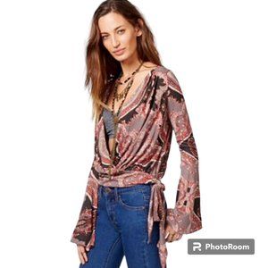 Free People Women's Fiona Paisley Bell Fluted Split Sleeve Faux Wrap Top sz S